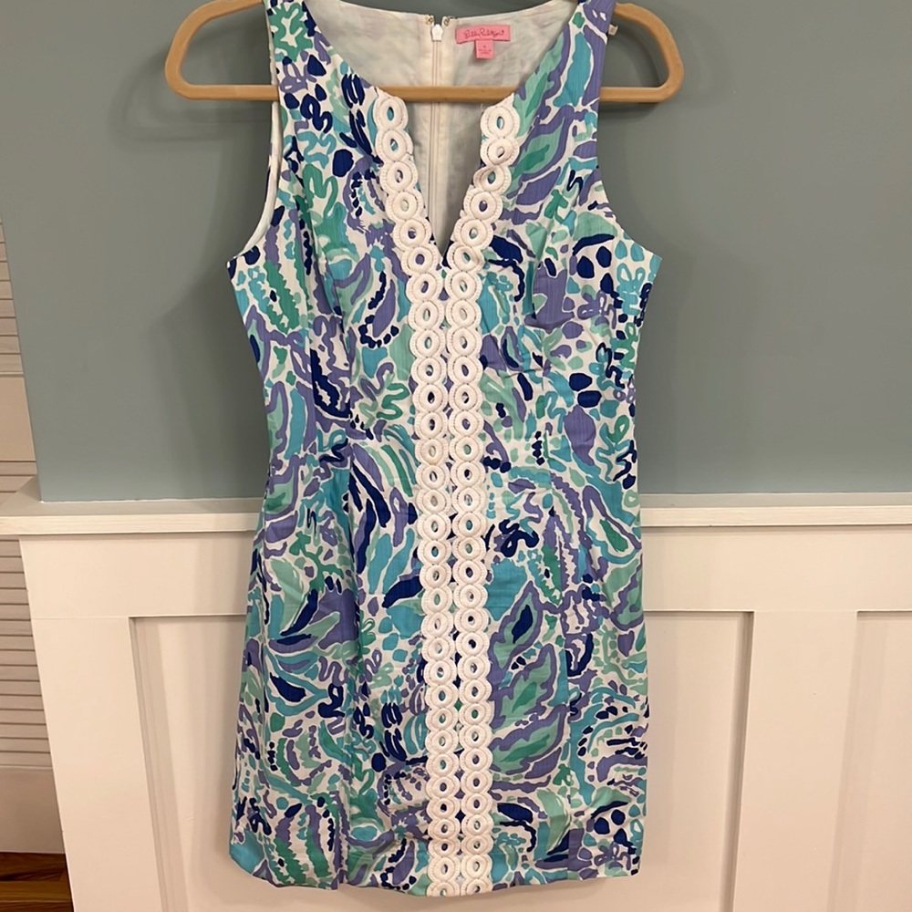 Lilly Pulitzer Sheath Dress - tropical pattern